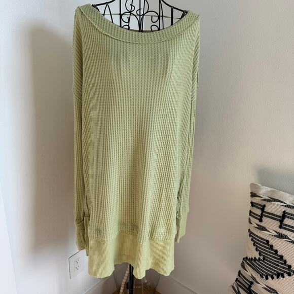 Free People We The Free Light Green Waffle Knit Thermal Tunic Long Sleeve Tee - Picture 4 of 12